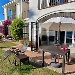 Ferienhaus Dona Lola Macarena - Beautiful Frontline House Between Fuengirola And Marbella - Cs100